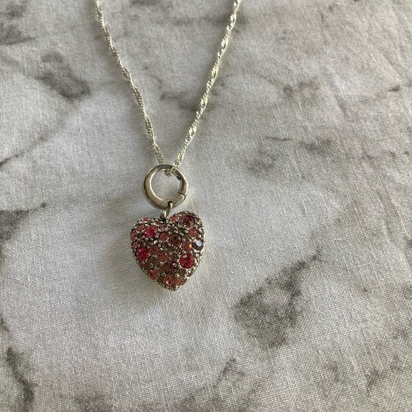 Fossil Jewelry - Fossil Pink crystals heart charm with chain 💖